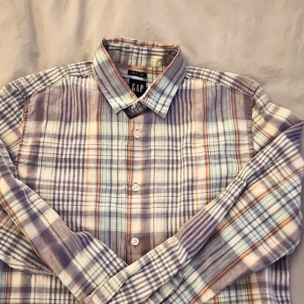 Mens GAP button up shirt - Picture 3 of 4